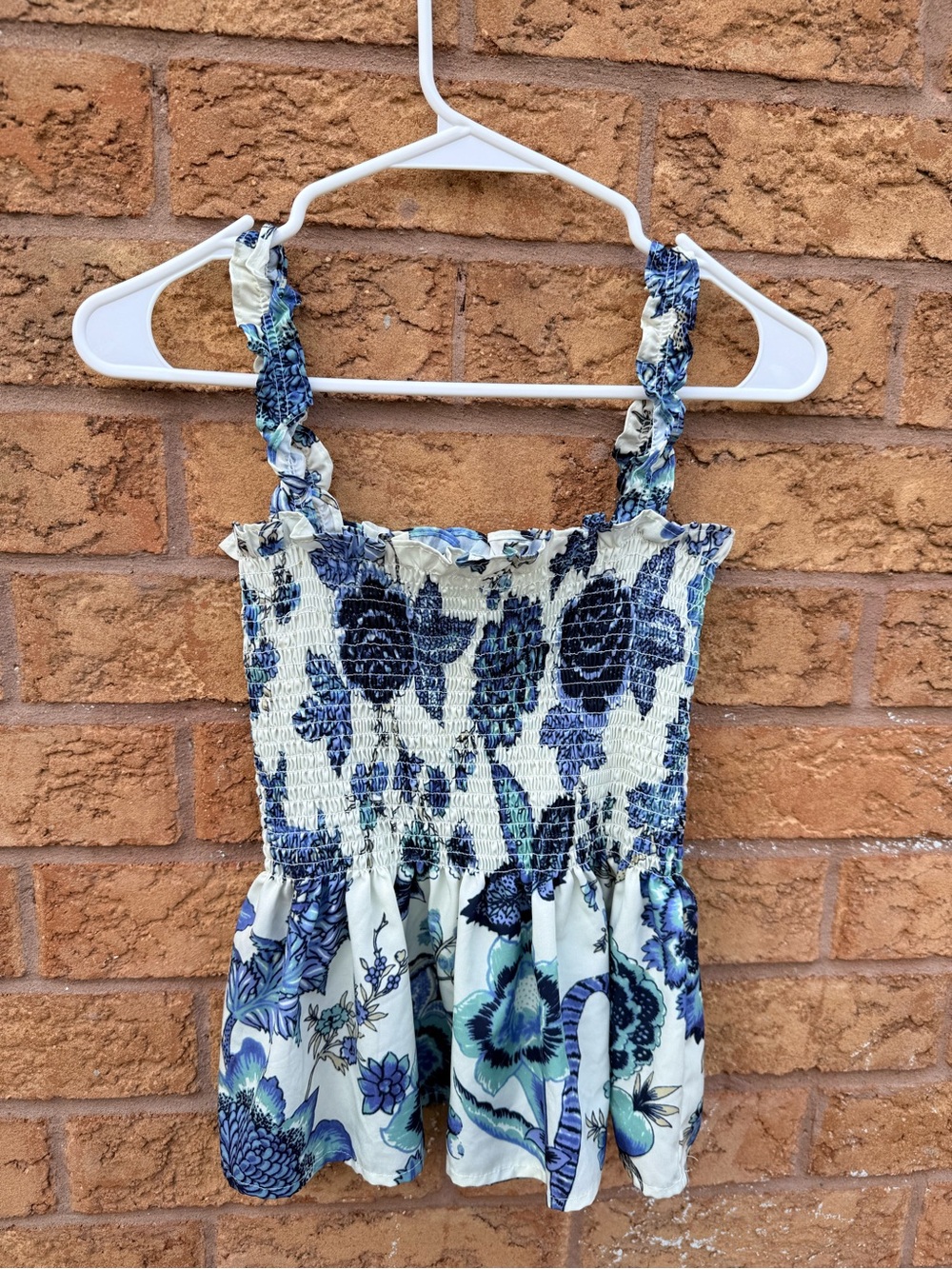 🌿10/$25 • Blue Floral Shirred Peplum Tank Top